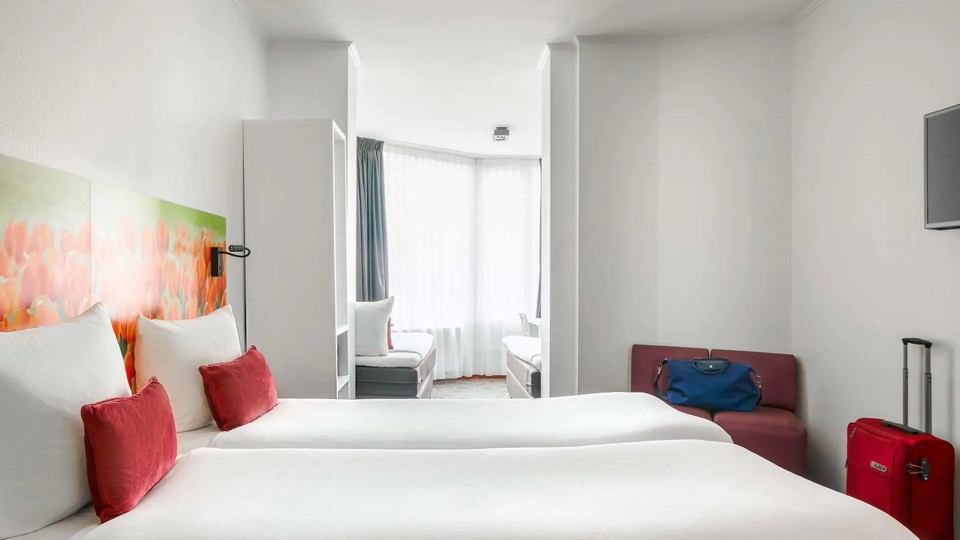 ibis Styles Amsterdam City Otel