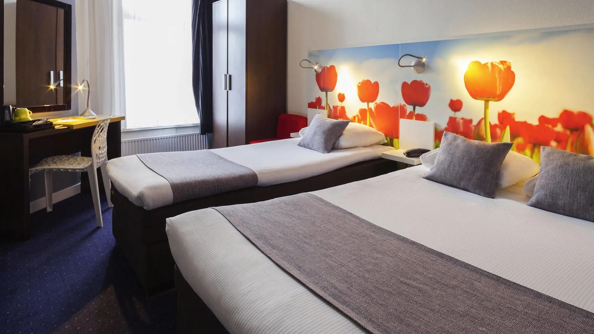 ibis Styles Amsterdam City Otel