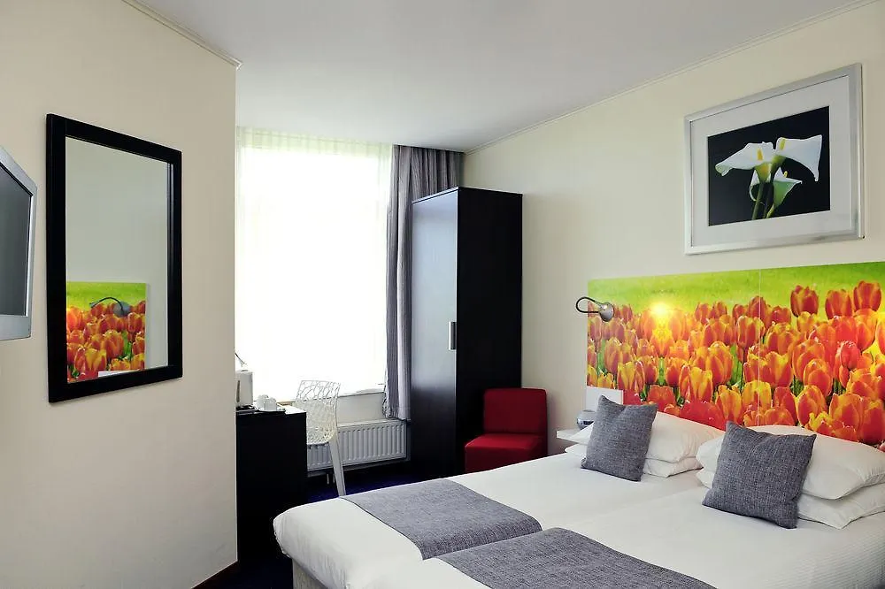 Ibis Styles Amsterdam City 3*,